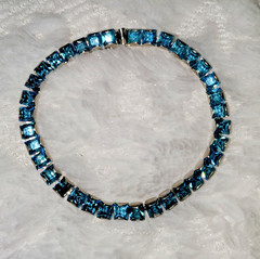 LES BERNARD Vintage Aqua Marine Rinestone Tennis Bracelet Collectable