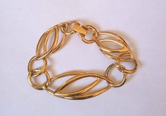 Vintage Gold Tone Chain Link Trifari Bracelet Signed 7 Inches