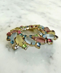 Vintage Silver Tone Unsigned Juliana DeLizza Pastel Glass & Rhinestone Brooch