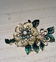 Vtg. Monet Gold Tone Faux Pearl Teal Enamel Flower Brooch BinC