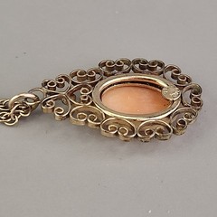 Vintage Shell Cameo Necklace Carla 14K Gold Filled Teardrop Scrollwork 18″