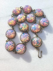SALE! VINTAGE OPAL FOIL MILKY LILAC GLASS CABACHON STATION NECKLACE SET HEAVY