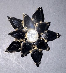 Vintage Black Flower Starburst Star Rhinestones Mid Century Gold Tone Brooch Pin