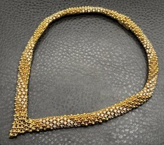 Rare Ciner Gold Tone Encrusted Crystal Rhinestone Thick V Shape Choker Necklace