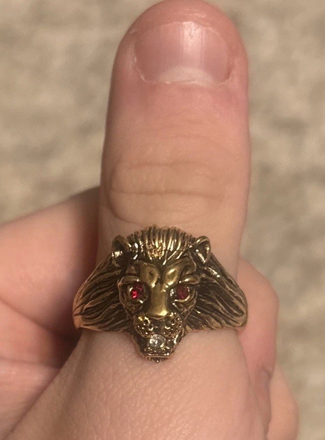 Vintage Unisex Lion Ring 18kt Gold HGE . SZ 11.75 Mens Womens Estate Jewelry