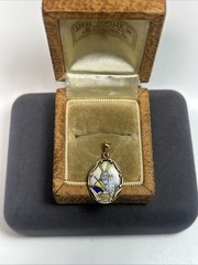 Vintage 14k Yellow Gold Hand Painted Porcelain Moses Pendant – Read