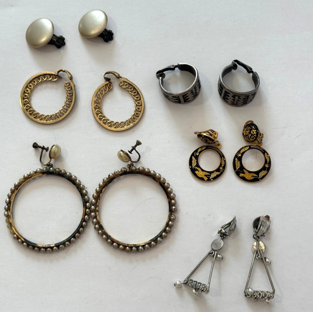 Mixed Lot Of 6 Pairs Vintage Clip-on Earrings Various Styles & Materials B836