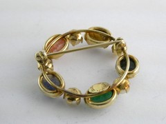 Vintage 1/20th 12k Gold Fill Faux Pearl and Semi Precious Gem Scarabs Circle Pin