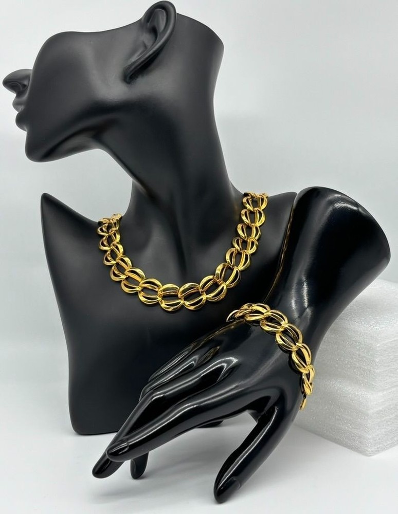 Vintage Napier Necklace and Bracelet Set Chunky Gold-Tone Links 1980s and Signed