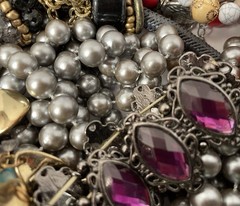 4Lb Mixed Mystery Jewelry Lot Vintage Mod Boho Bead Necklaces Bracelets Earrings