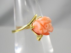 Vintage Gold Tone Solitary Carved Pink Coral ? Flower Fashion Sz 4.25 Ring 1100