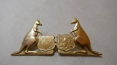 EARLY VINTAGE AUSTRALIAN GILDED DOUBLE KANGAROO BROOCH BY MILLERS SYDNEY 3725
