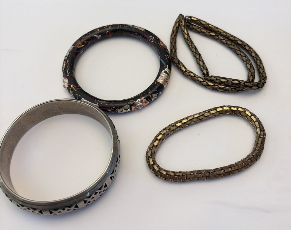 Lot of 4 Vintage Bracelets – Silver – Cloisonné – Stretchy Metal Bracelets