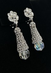 Vtg-CLEAR Rhinestone-Floral-AURORA BOREALIS-Dangle-Clip-on EARRINGS-Pat Pending