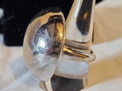 Large Silver Tone Domed Round Signed Crown Trifari Ring Size 7.5