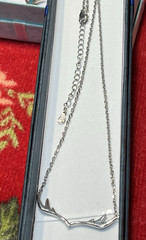 Vintage Sterling Silver .925 Shiny Antler Necklace 1 3/8″ Long & 18″ L Chain