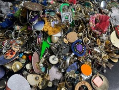 17 Pounds Pierced Vintage To Fashion Mixed Metals Earrings Jewelry Lot #70