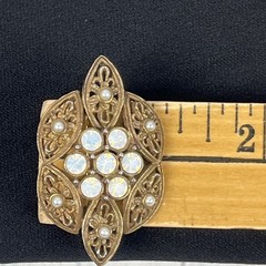 Vintage 1970’s Sarah Coventry Victoria Filigree Antique Gold Tone Pin Brooch