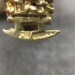 Vintage 9ct Yellow Gold Moses Basket Cradle Bassinet with Baby Charm London