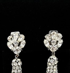 Vtg-CLEAR Rhinestone-Floral-AURORA BOREALIS-Dangle-Clip-on EARRINGS-Pat Pending