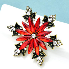 Sparkling Christmas Snowflake Brooch Delicate Rhinestone Badge Pin Fashion Women