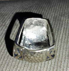 VINTAGE SILVER SCARF SLIDE HAMMERED REPOUSSE’ METAL 40s ESTATE 1 1/8″