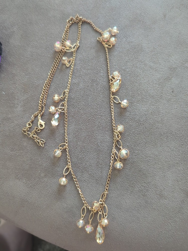 Vintage Gold And Peach Tones Necklace With Peach Tone Beads – 32 In Long