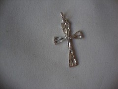Vintage Sterling Silver Intriguingly Unique Diamond Cut Open-Work Cross Pendant