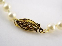 14k Yellow Gold and Pearl Knotted Strand Necklace 17.75 Inches Long 10g