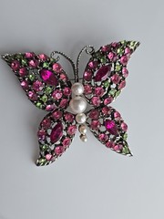 1970s Butterfly Pin Rhinestones of Pink and Green with Pearls