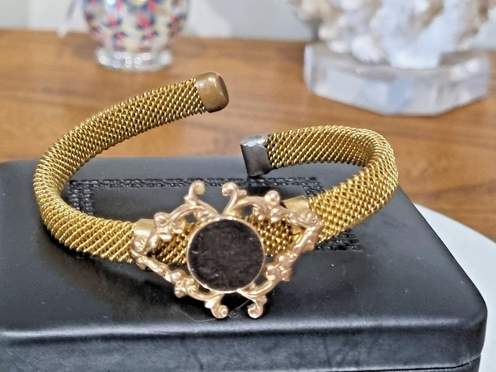 Antique Victorian Gold Mesh Fill Bracelet Bangle Name plate See Video