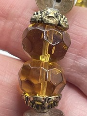 Vintage Glass Bead Necklace Gold Tone Lampwork Foiled Faceted Honey 20 1/2″