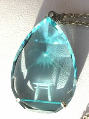 VINTAGE JAPAN MOUNT FUJI AQUAMARINE COLOR ETCHED CRYSTAL GLASS STERLING NECKLACE