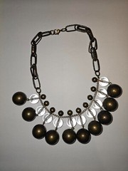 Cool vintage acrylic and metal beaded necklace bronze never worn, new”old stock”