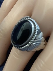 Vintage Navajo Sterling Silver Oval Cabochon Onyx Ring Size 11.25 Signed B