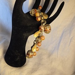 VTG Autumn/Fall Leaves Nuts Gold Tone Chunky Charm Bracelet MCM 7.5″ Long