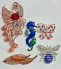 Crystal Rhinestone Bee Butterfly Brooch Pin LOT Bird Peacock Insect Animal Pink