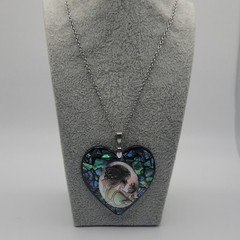 Vintage Heart Necklace Mosaic Cameo Style Iridescent Pendant 23 Inch