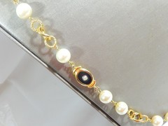 VTG BEZEL SET ONYX ENAMEL W RHINESTONE LARGE FAUX PEARL STATIONS 32″ NECKLACE