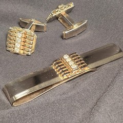 Las Vegas Glam 1950s 1960s Mens Cufflinks and Money Clip Corbi Quality Gold