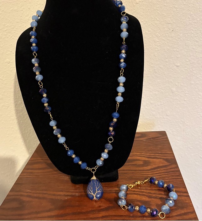 Blue Glass Beaded Necklace, Bracelet 3.5 inches across, Pendant Tree of life