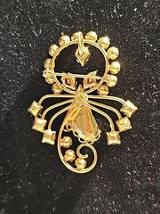 Vintage Signed DeCurtis 1/20 GF Yellow Gold Filled Brooch Pendant Crystals Blue