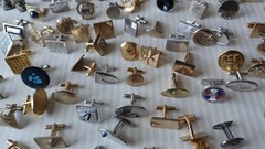 Lot 160 VTG Single Cufflinks Mixed Styles Tones Repurpose Jewelry Some Wear