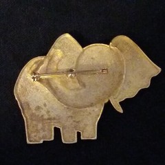Vintage Signed JJ 1986 LARGE Cartoon ELEPHANT Gold Tone Figural PIN BROOCH EUC