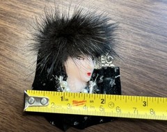 VTG Lady Face Brooch Pin Black Fur Feather Hat Faux Pearls Art Deco Statement