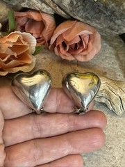 50. Vintage Taxco 925 Sterling Domed HEART Clip On Earrings 24mm, 15g