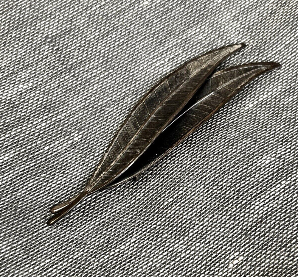 Leaf Pin Vintage Costume Jewelry Gold Preppy Career Minimalist Fasjopm
