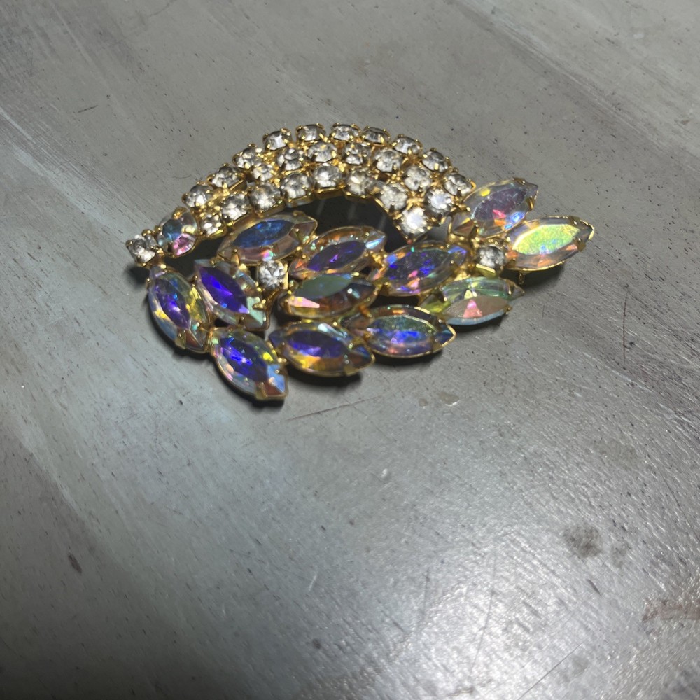 Delizza and Elster JULIANA AB Rhinestone Leaf Brooch Pin 1950