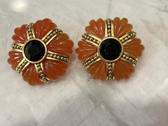 Vintage Chunky Round Butterscotch Acrylic/Resin Statement Clip-on Earrings 1.50″