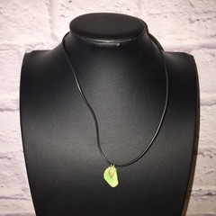 Vintage Green Stone Leaf Pendant Necklace Black Cord Gold Tone Silver Clasp Y2K